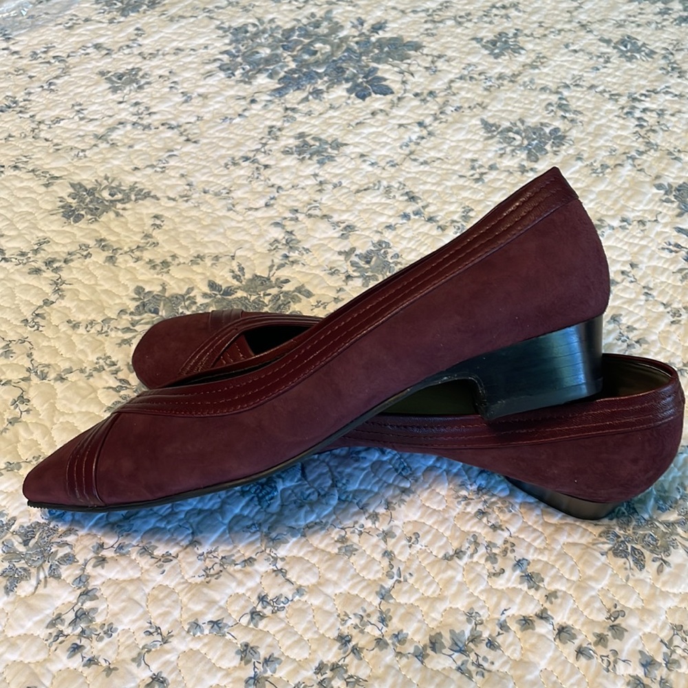 New Mark Lemp Classics By Walking Cradles dress shoes Wine Suede Size 7 1/2A - Picture 3 of 6